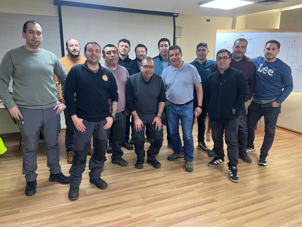 Segundo grupo del programa de prensa MDF